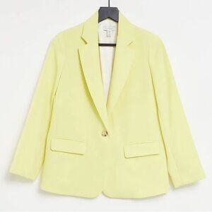 Yellow blazer